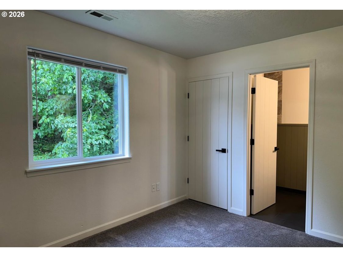 1316 Olney Ave Property Photo 12