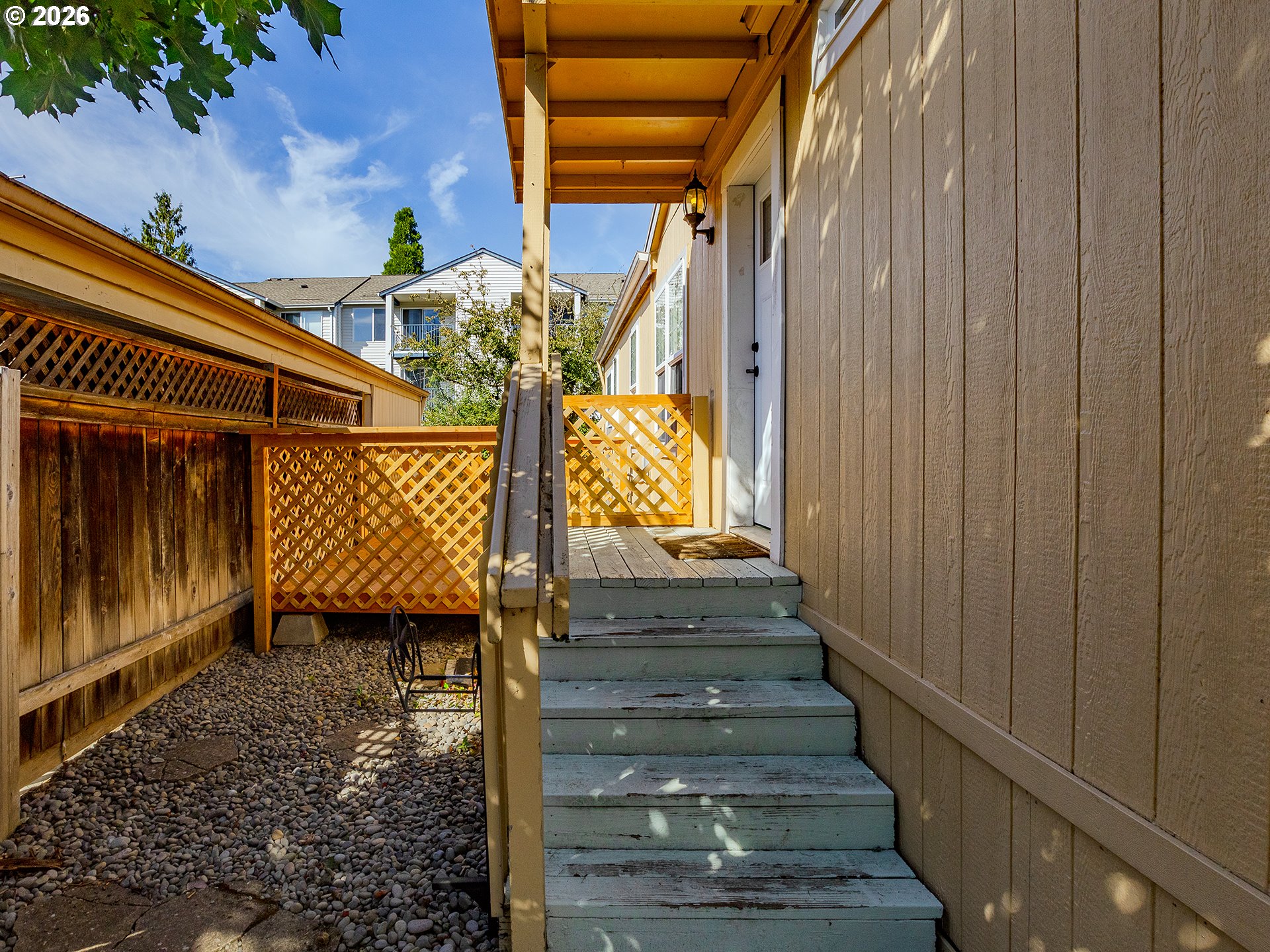 1819 Se Orient Dr 41 Property Photo 4