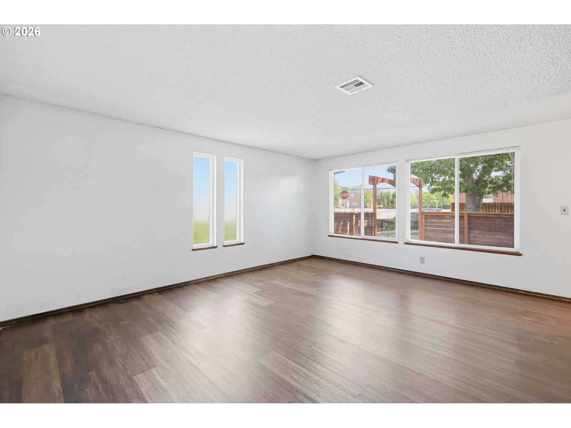 2070 Terresa Ave Property Photo 7