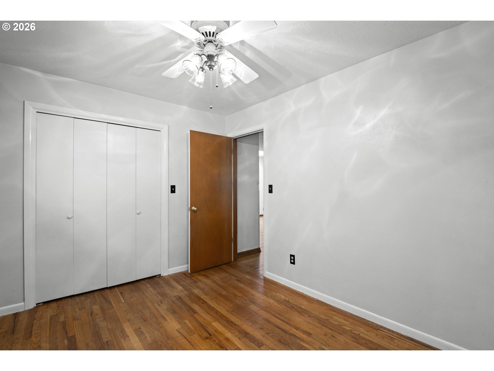 2210 Sw Broadway Dr Property Photo 30