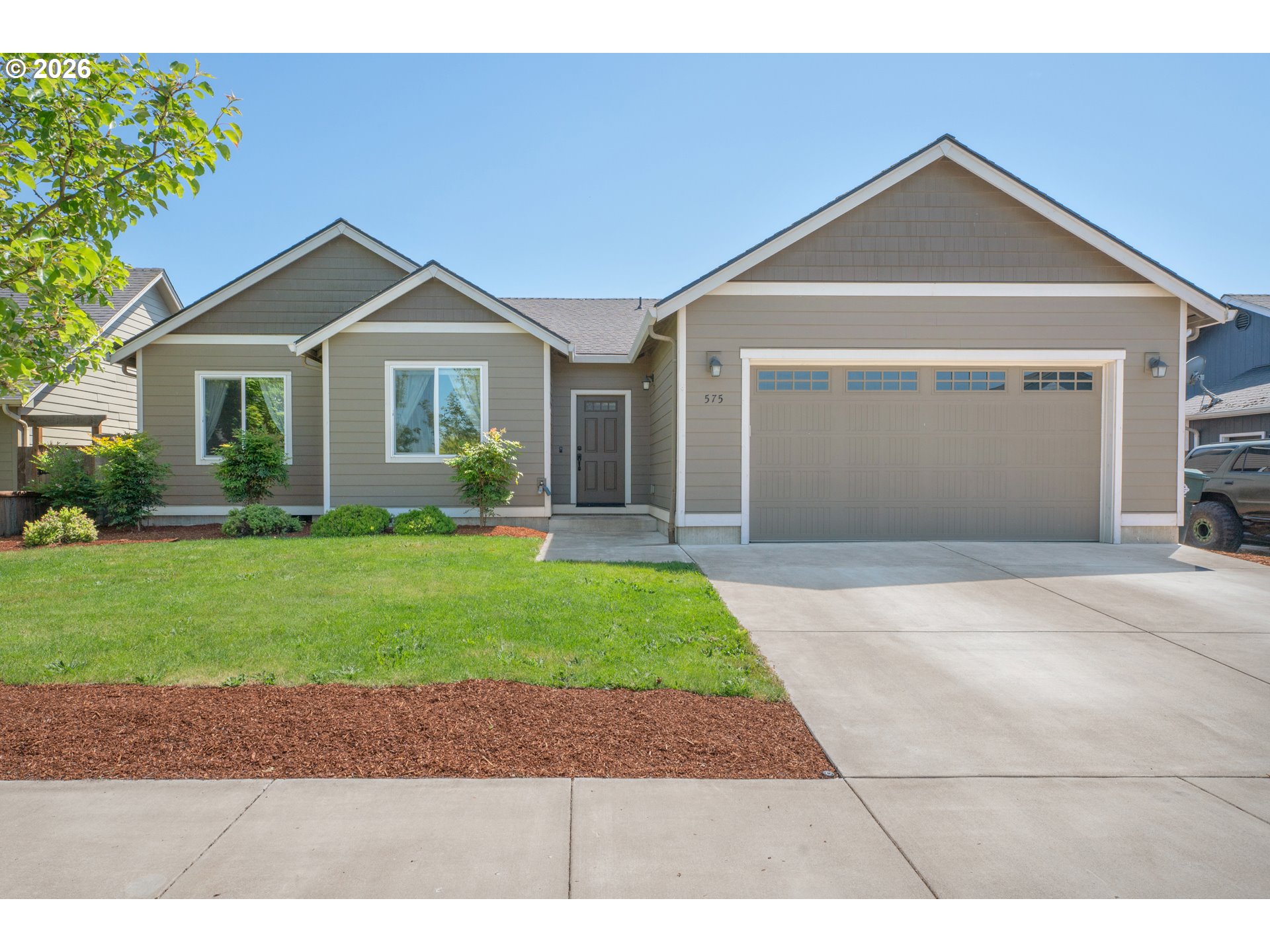 575 Egret Ave Property Photo 1
