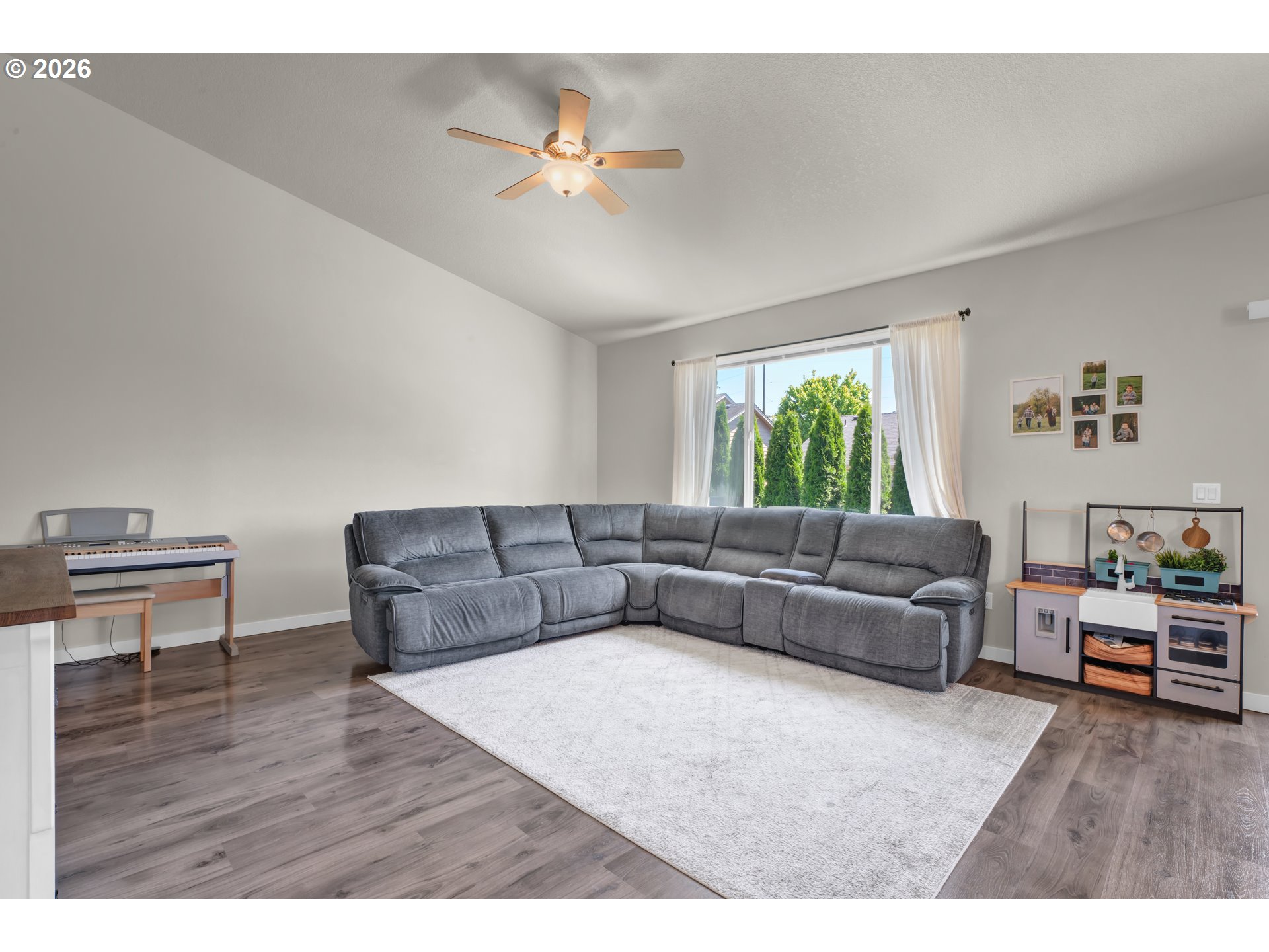 575 Egret Ave Property Photo 12