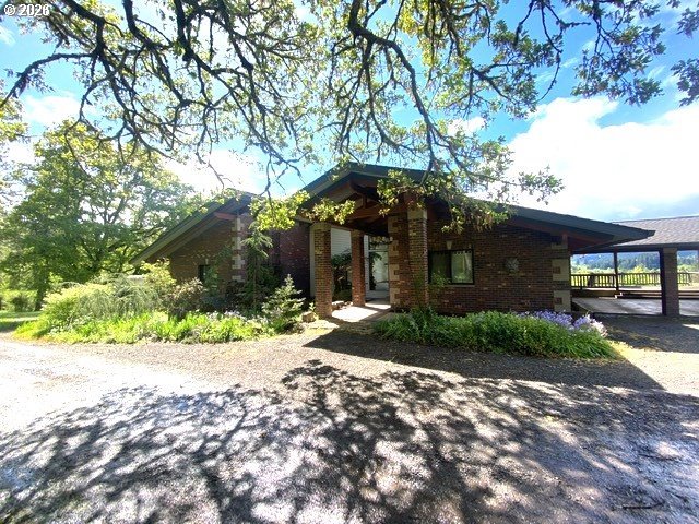 86635 Pine Grove Rd Property Photo 1