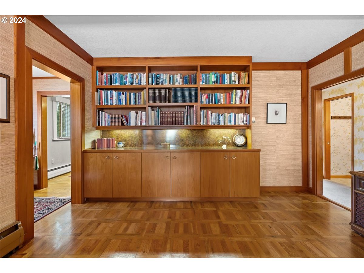 2119 B St Property Photo 12
