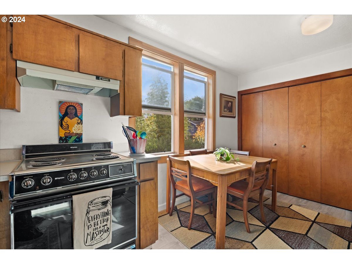 2119 B St Property Photo 24