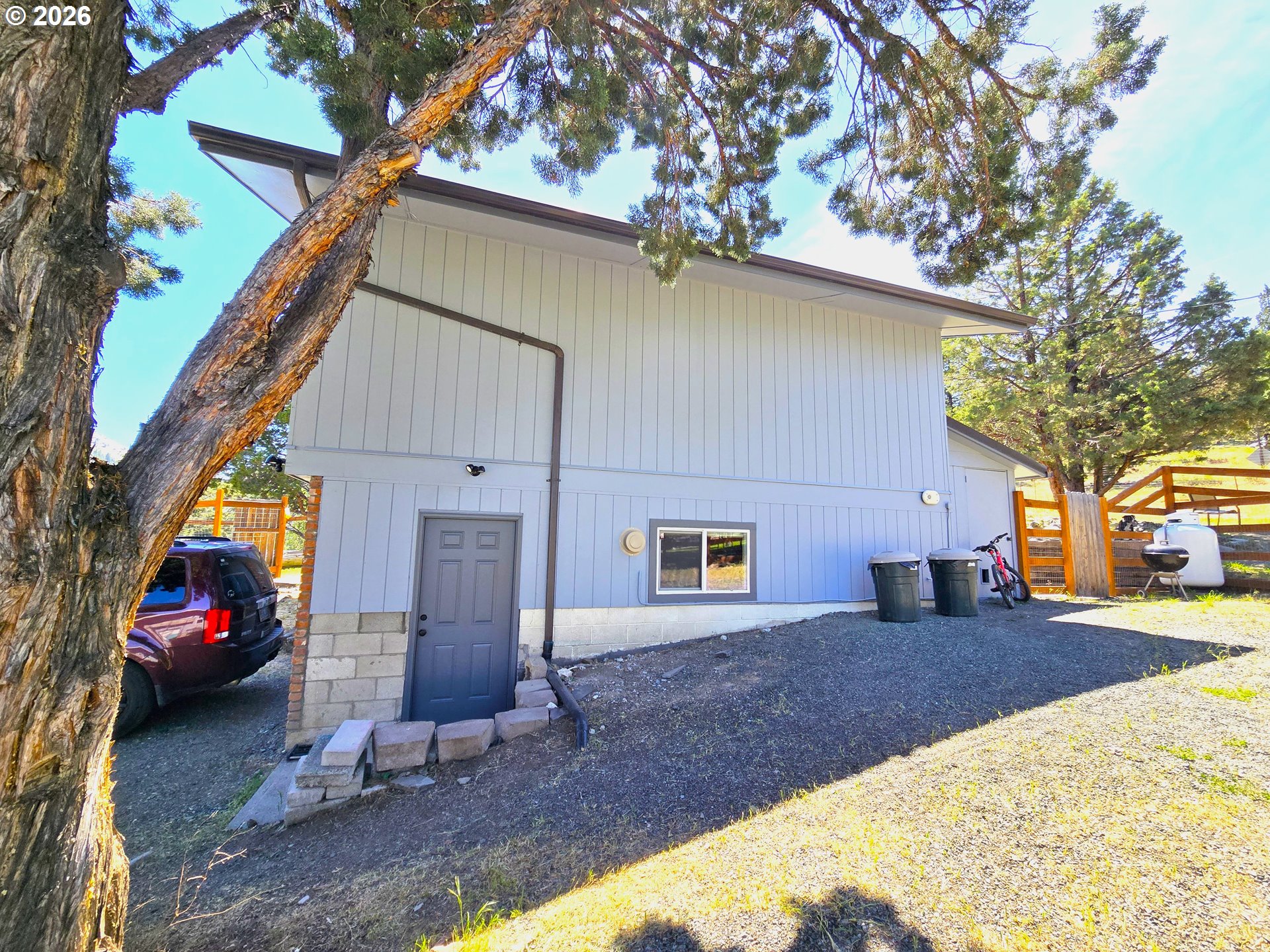 306 Adam Dr Property Photo 5