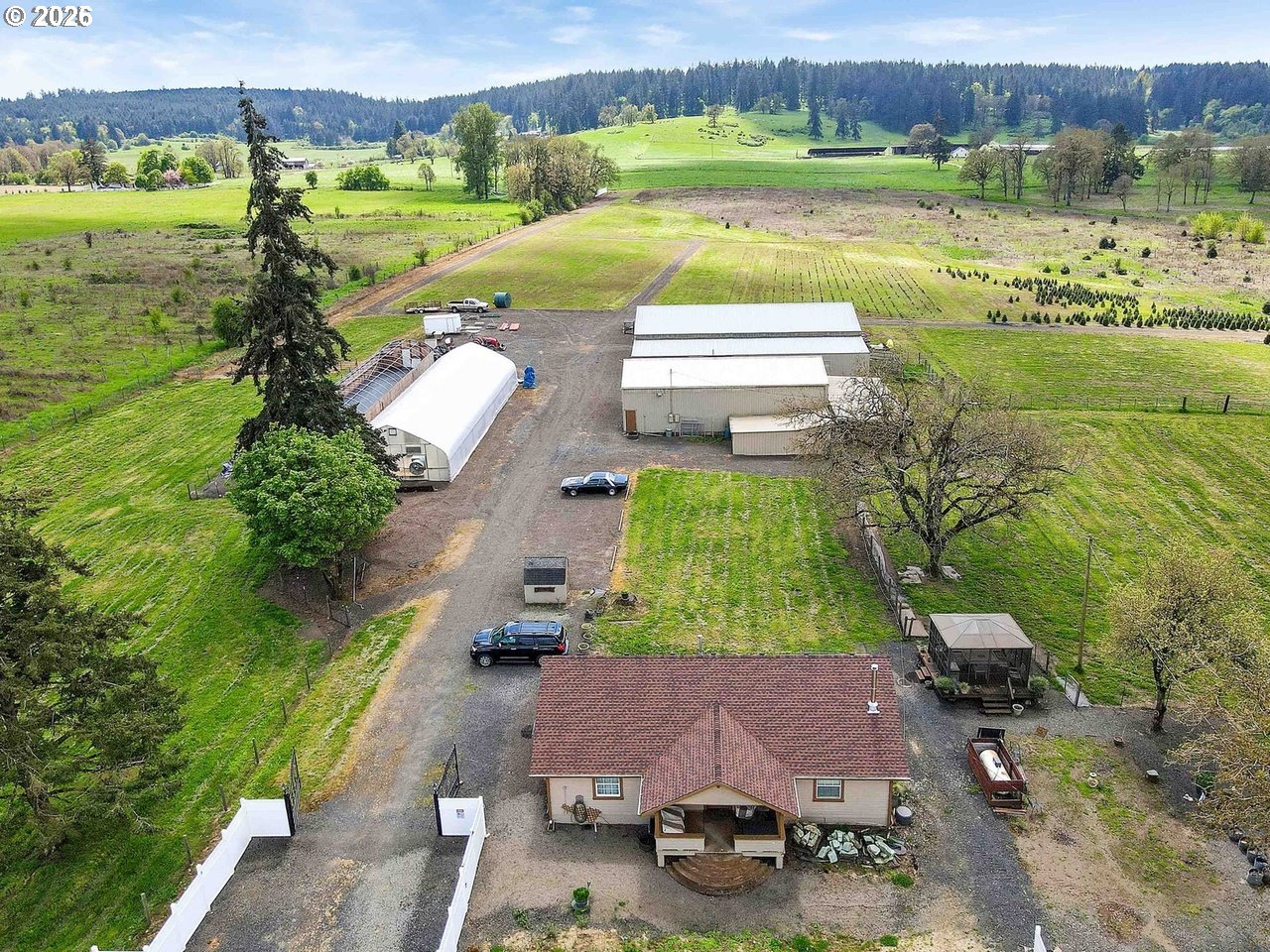 38591 Gilkey Rd Property Photo 3