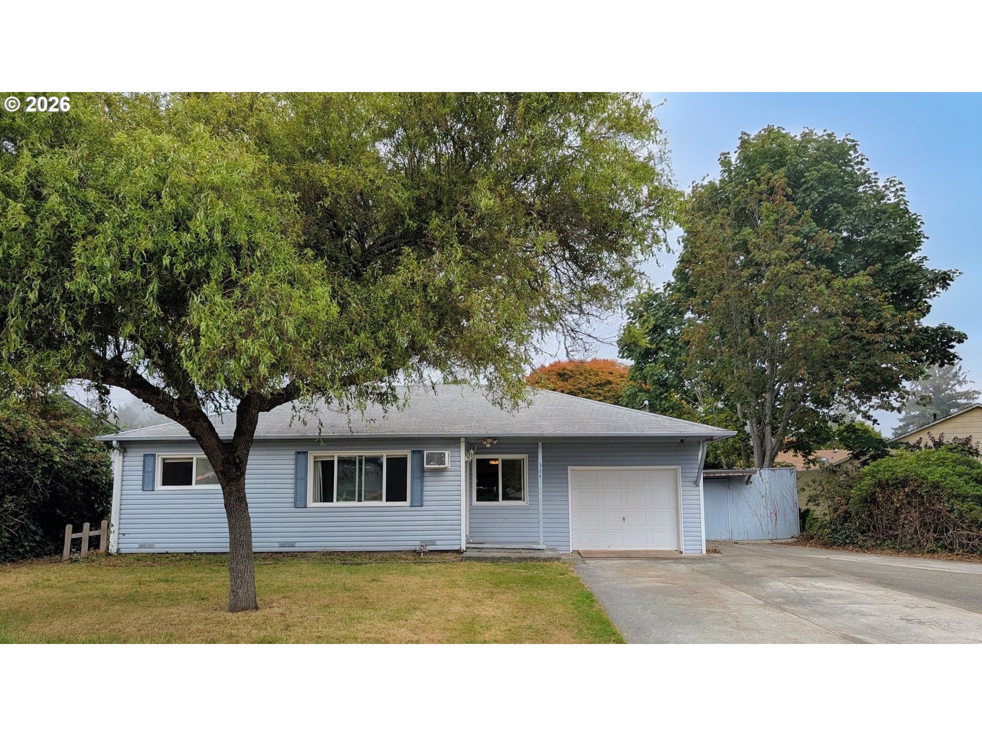 324 Spruce Dr Property Photo 1