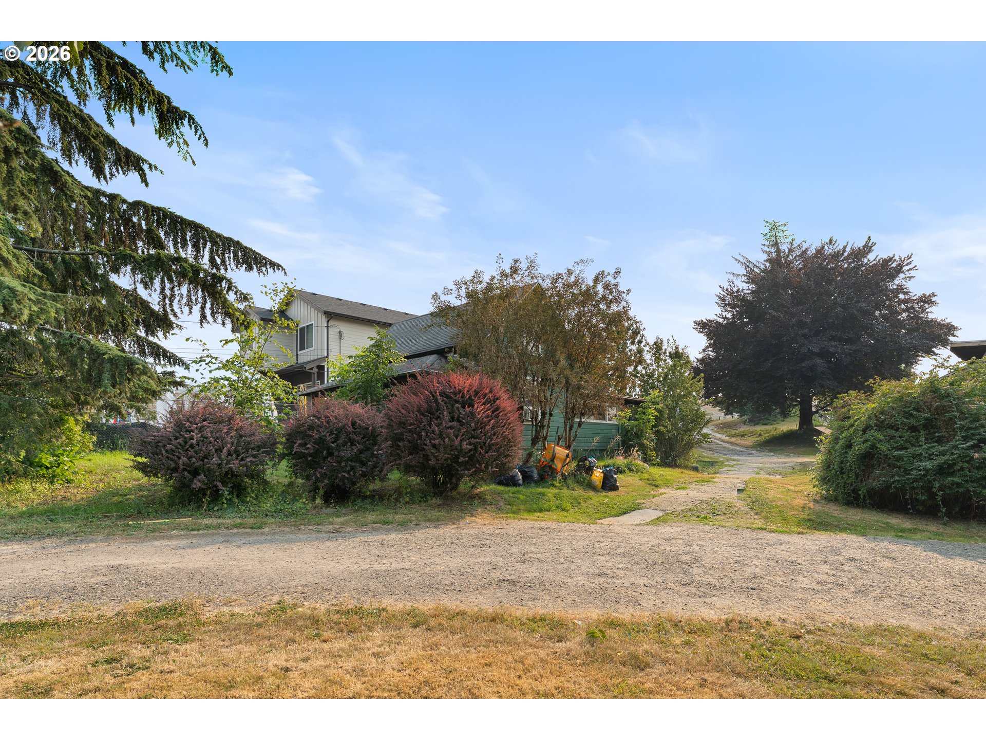 1949 Se Orient Dr Property Photo 1