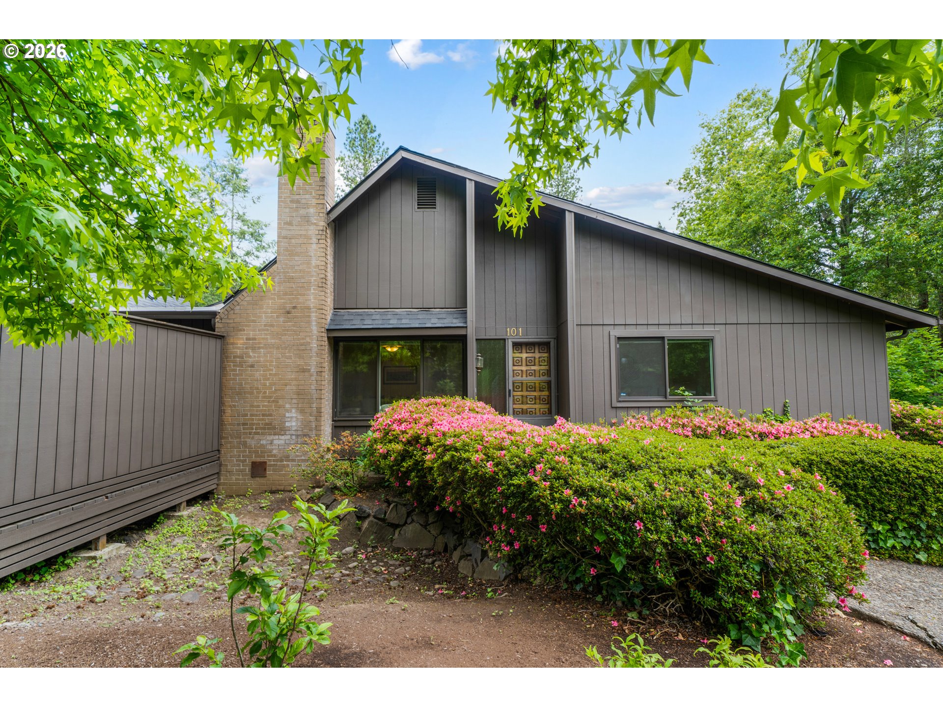 101 Westbrook Way Property Photo 3