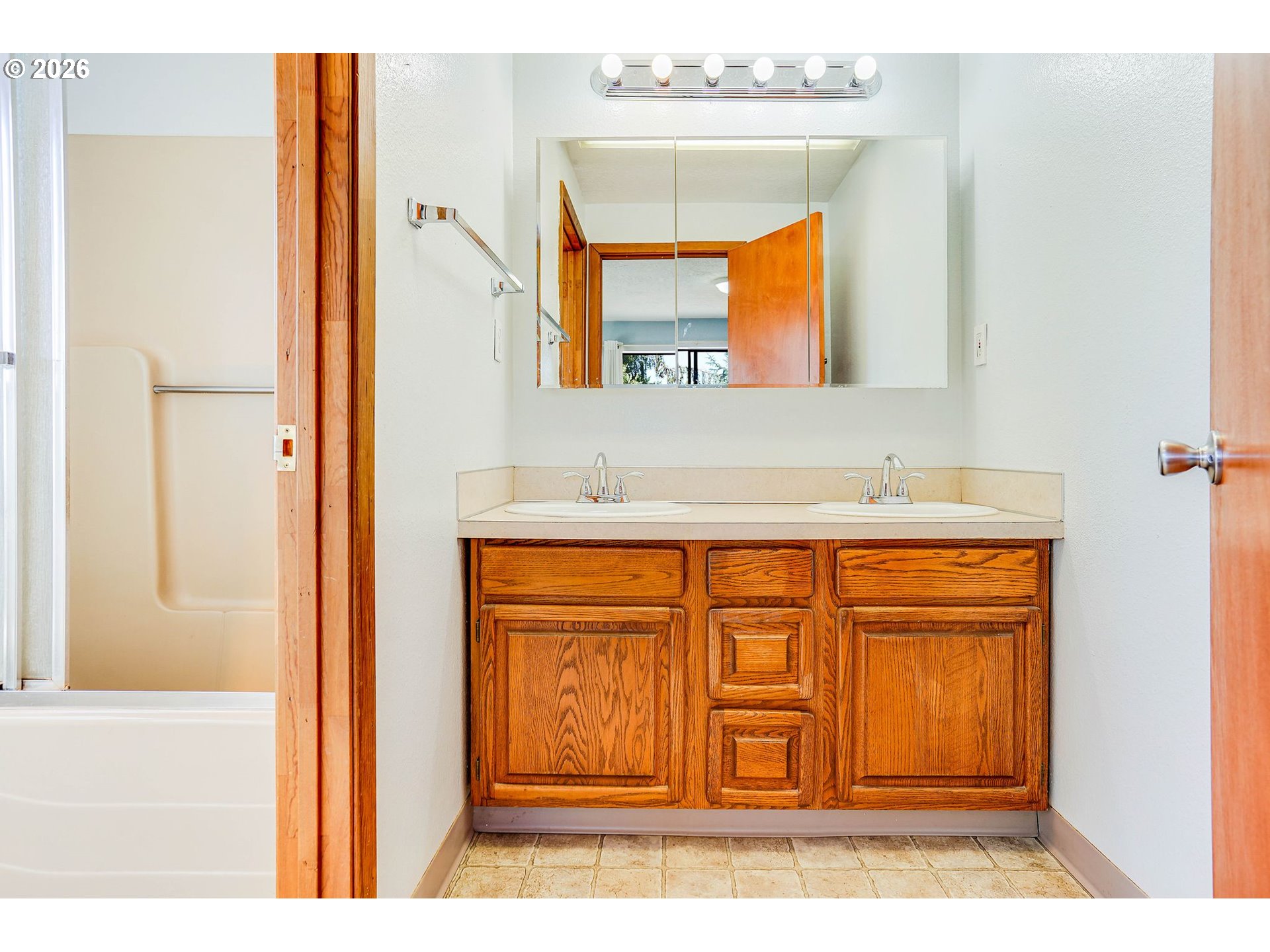 8748 Enclid St Property Photo 21