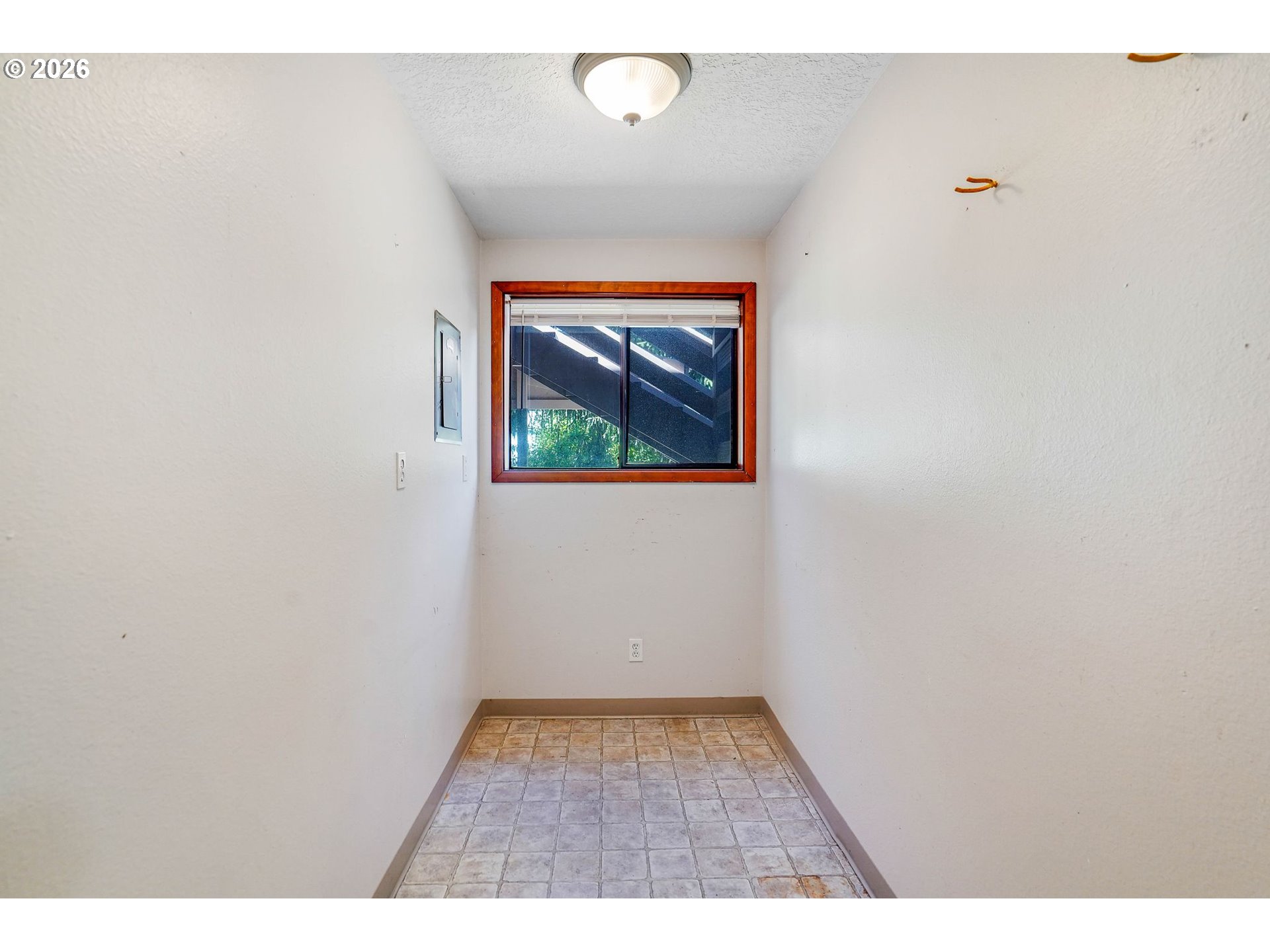 8748 Enclid St Property Photo 25