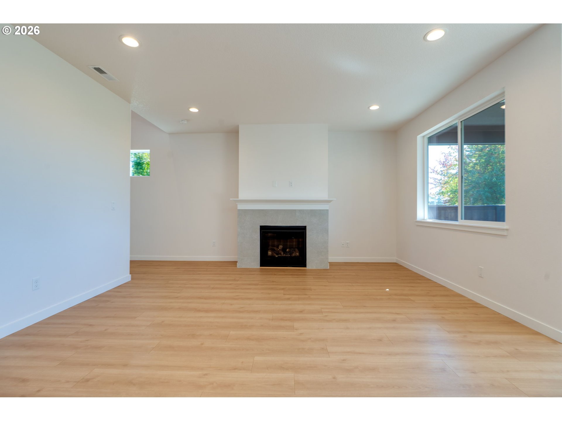 808 Magnolia Ave Property Photo 8