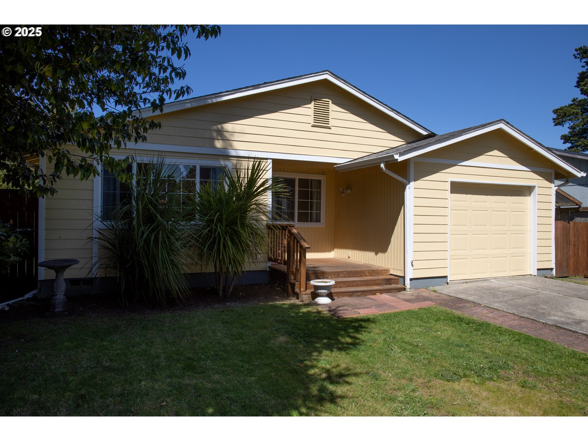1673 29th St Property Photo 1