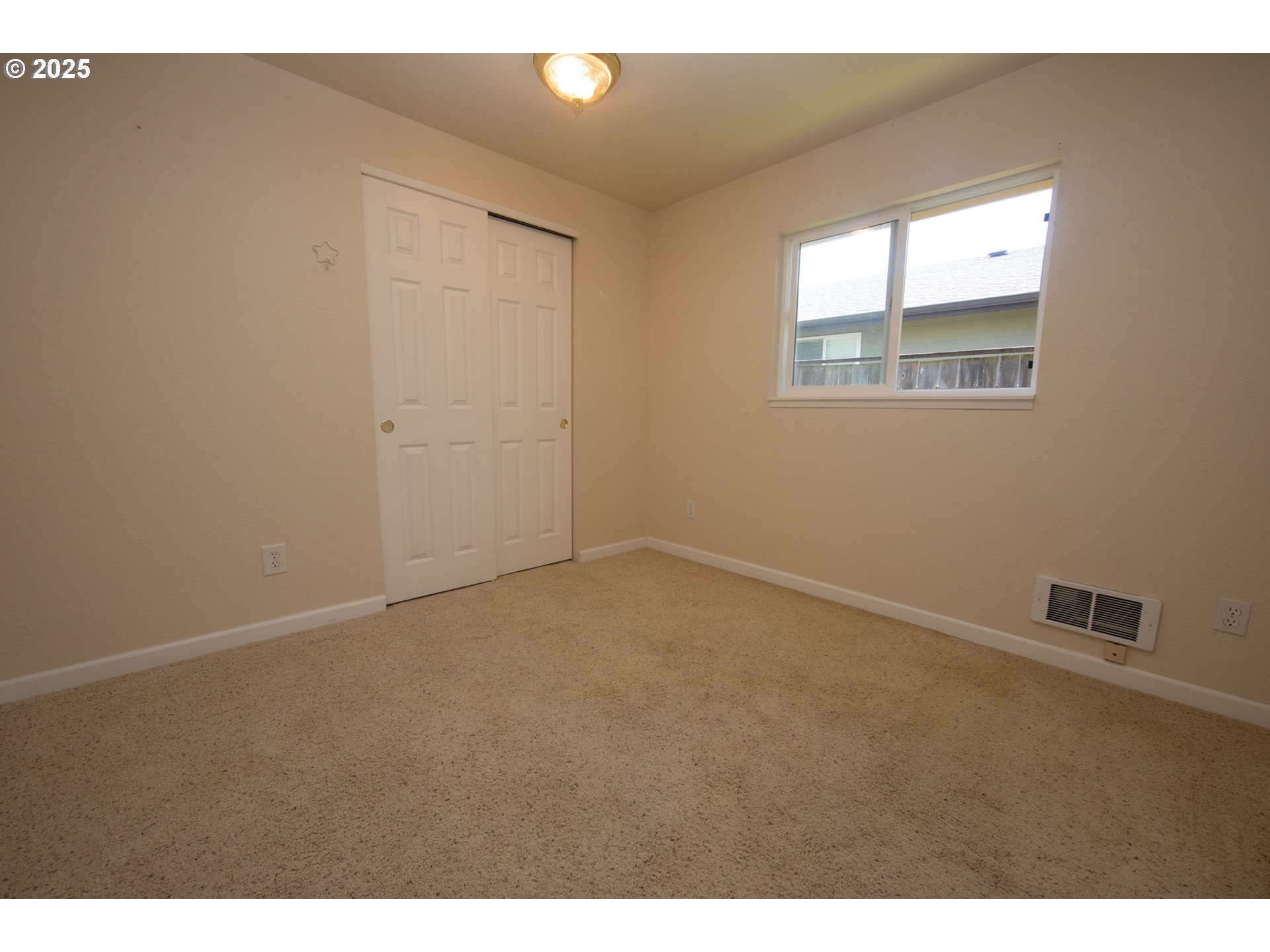 1673 29th St Property Photo 10