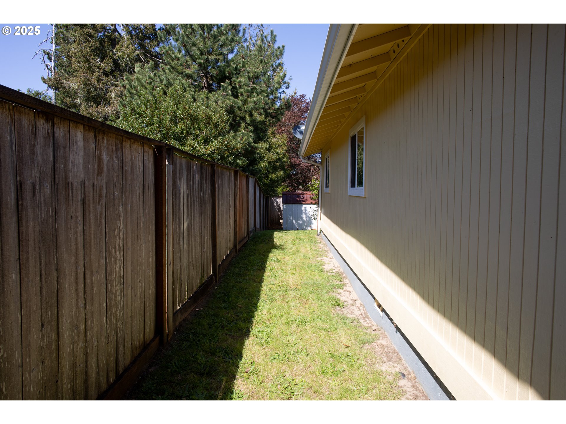1673 29th St Property Photo 17