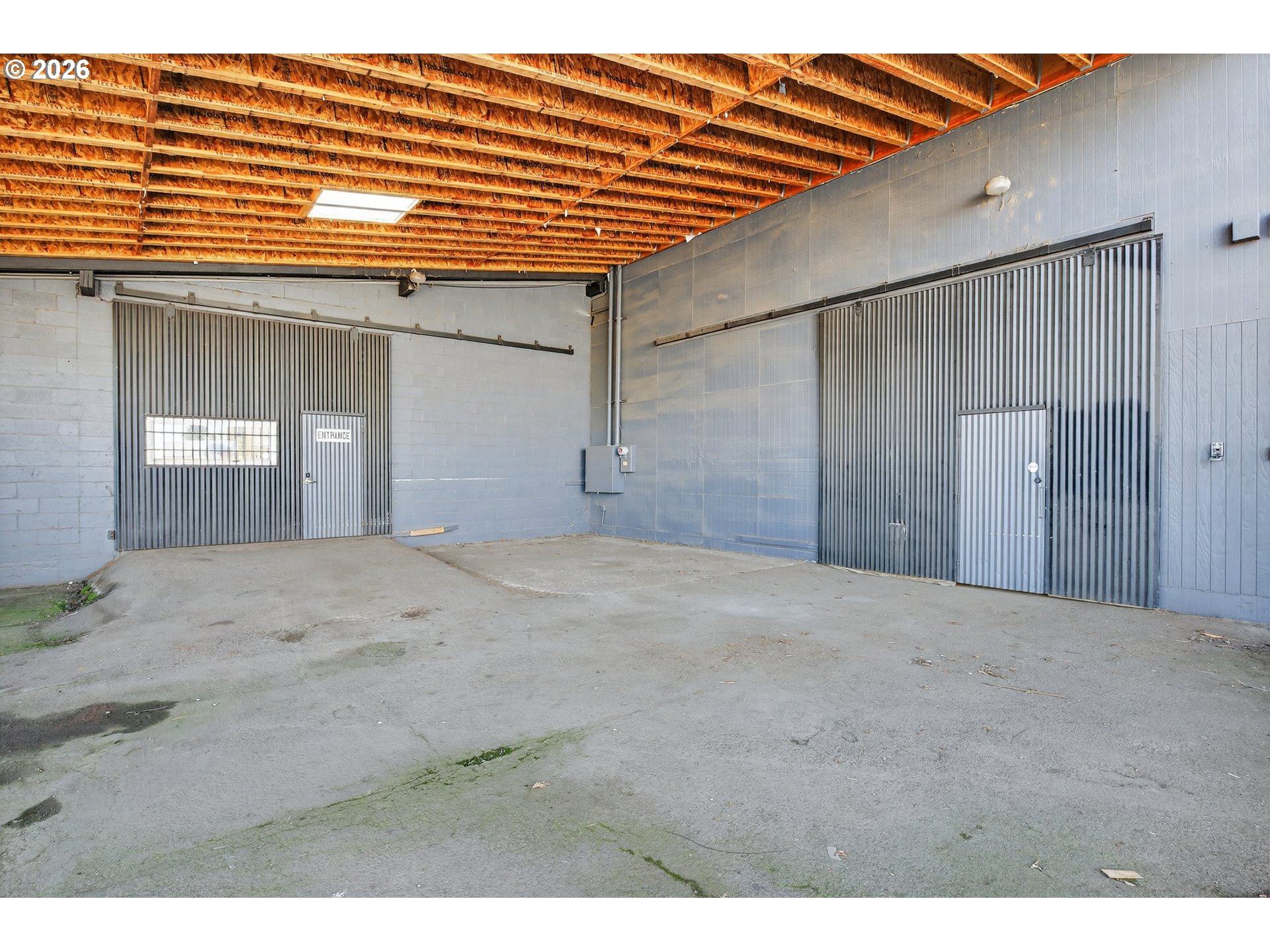 2150 Cross St Property Photo 10