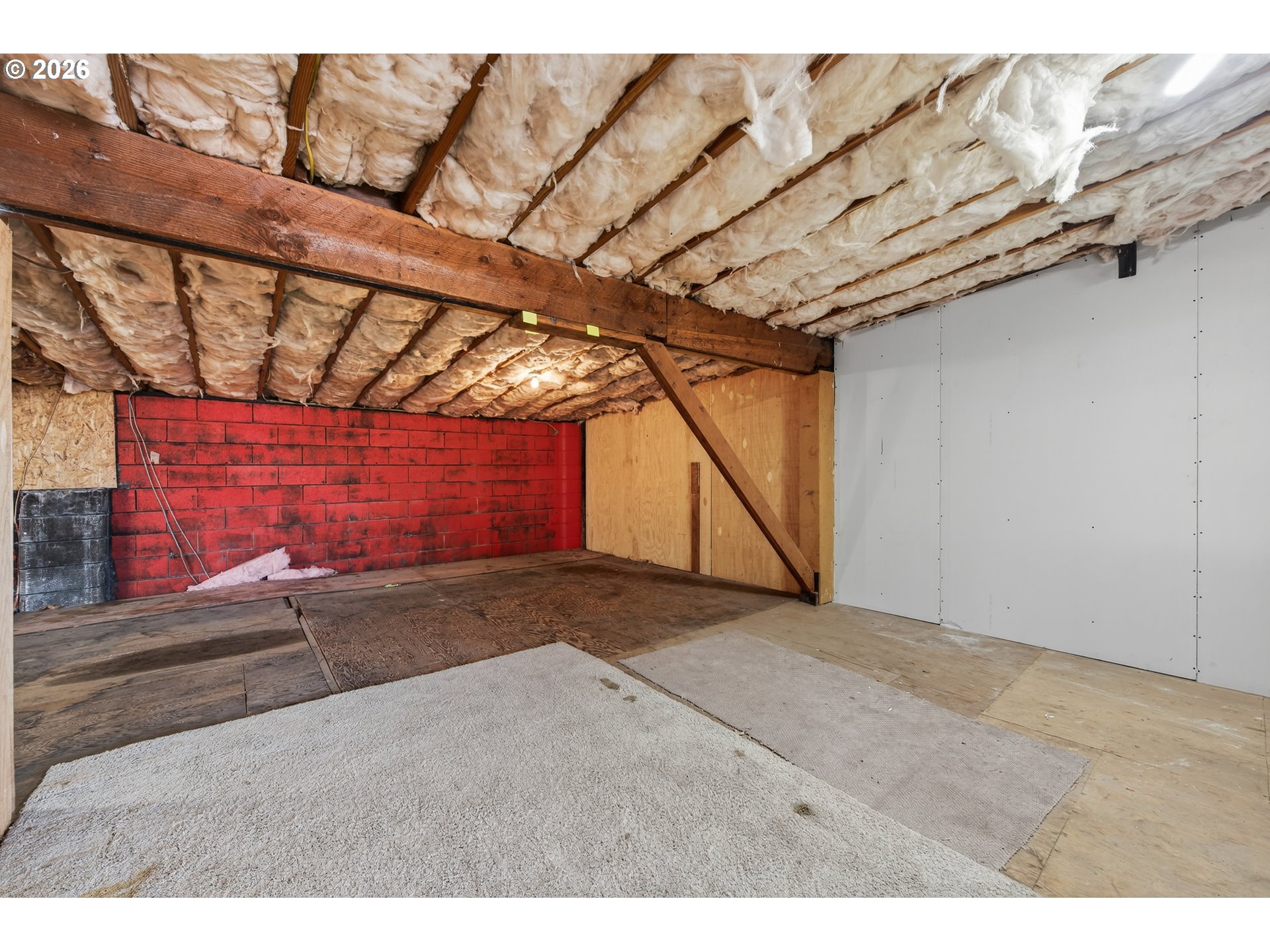 2150 Cross St Property Photo 13