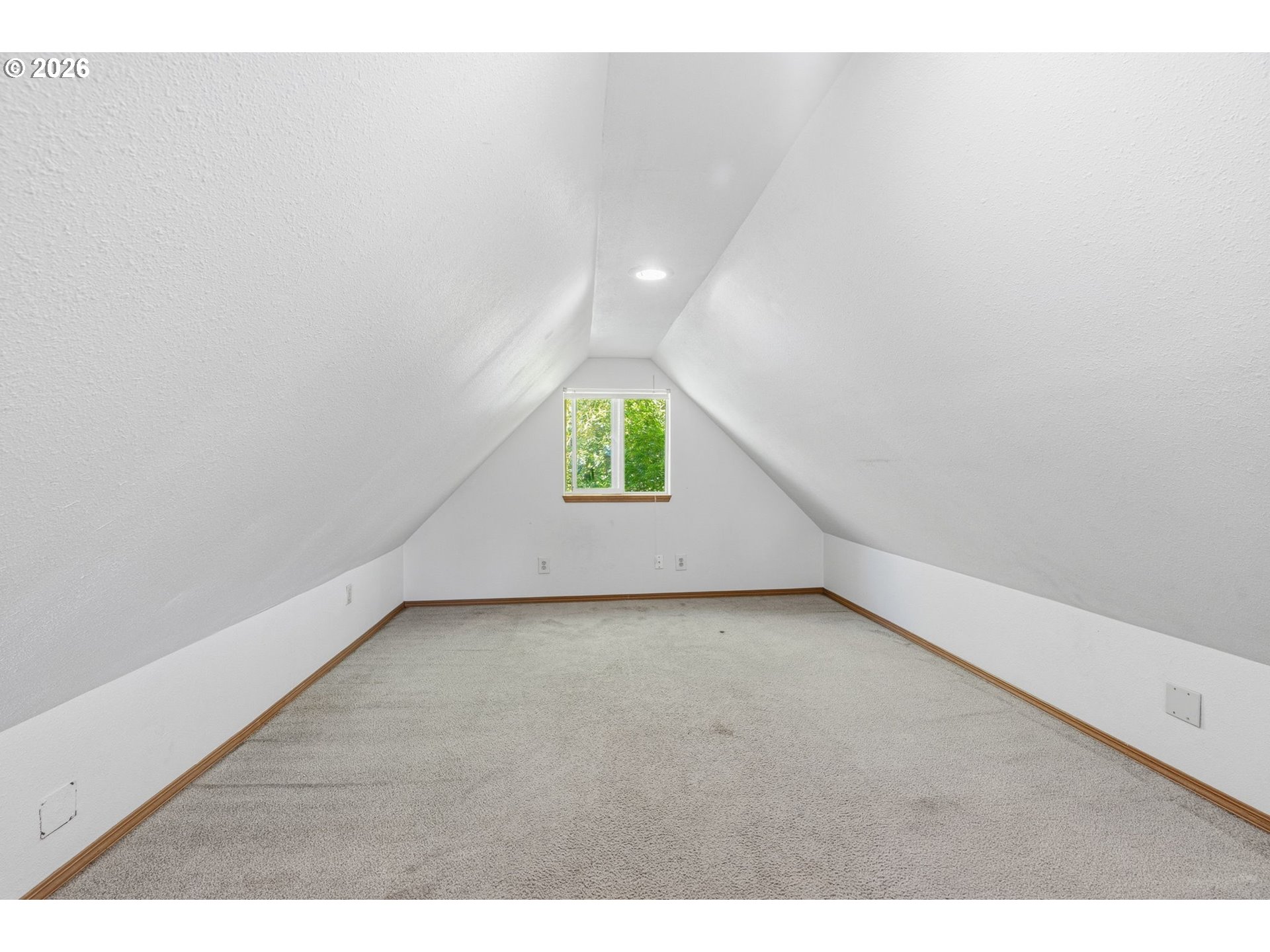 2209 E St Property Photo 12