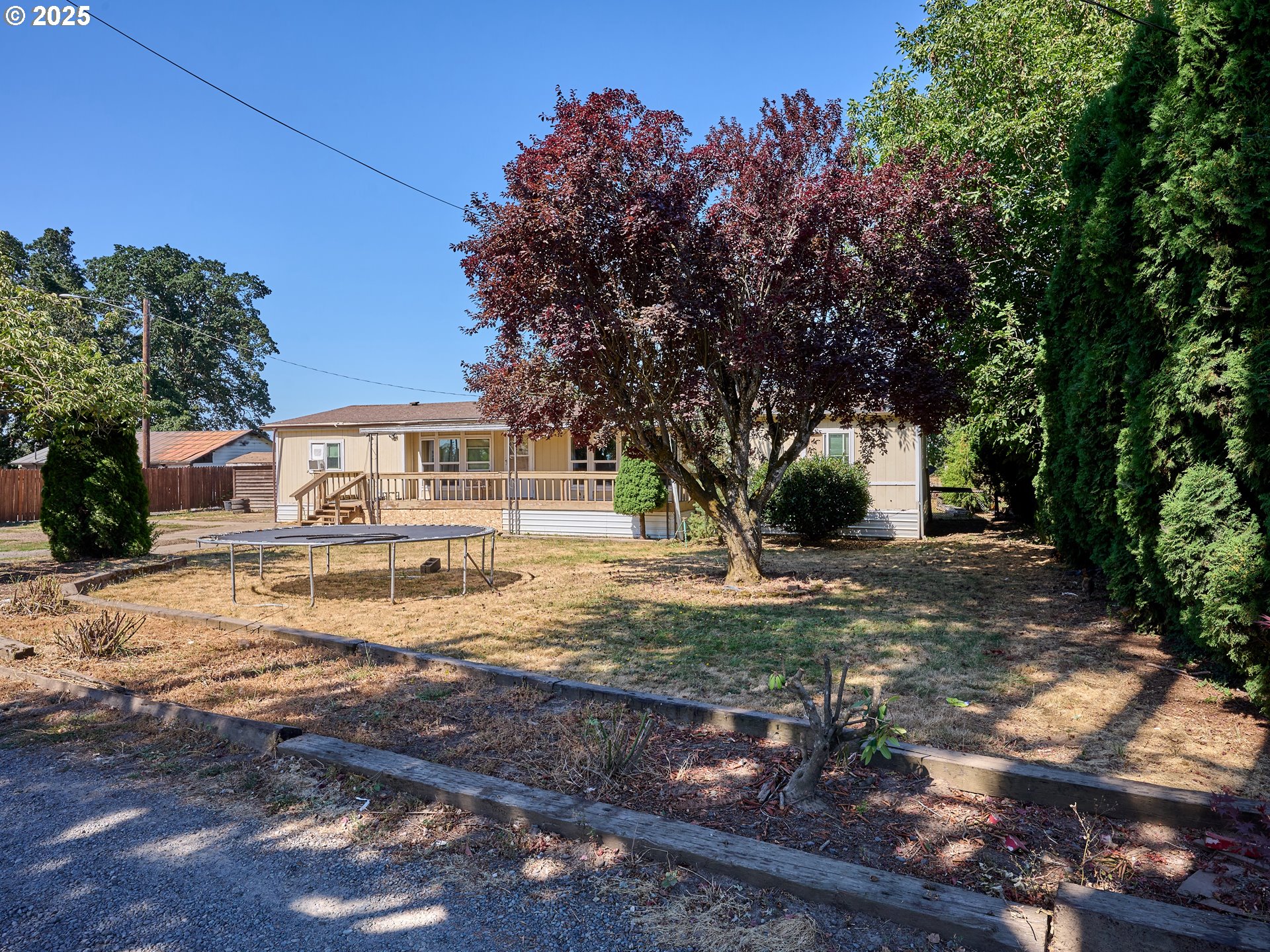 1632 Brown St Property Photo 1