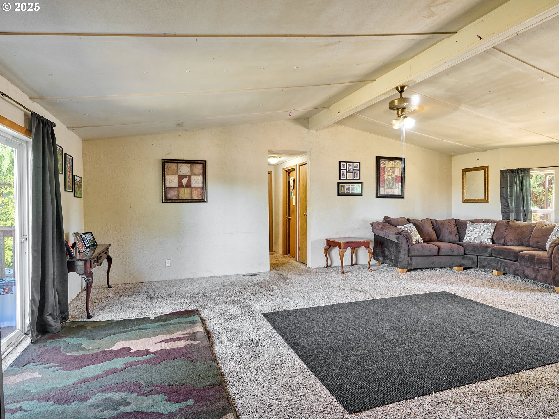 1632 Brown St Property Photo 10