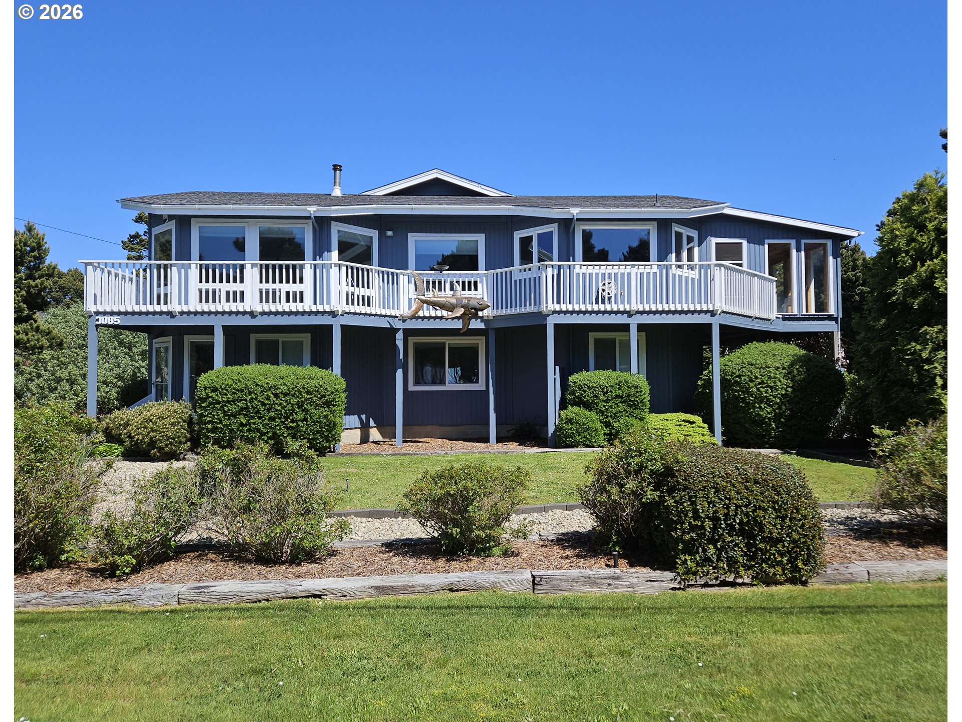 3085 Beach Loop Dr Sw Property Photo 1
