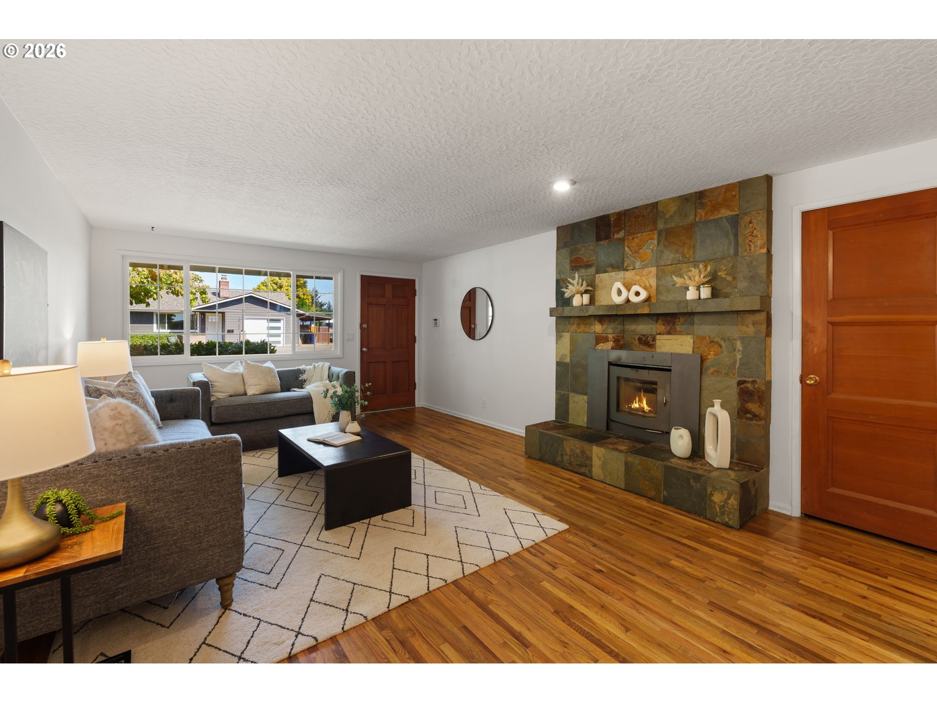 19105 Addie St Property Photo 5