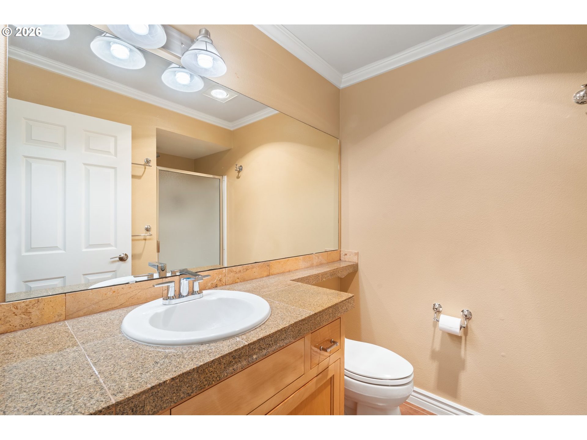 1728 Se Halyard Ln Property Photo 5