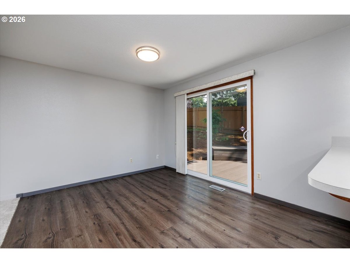 16910 Se Laugardia Way Property Photo 15