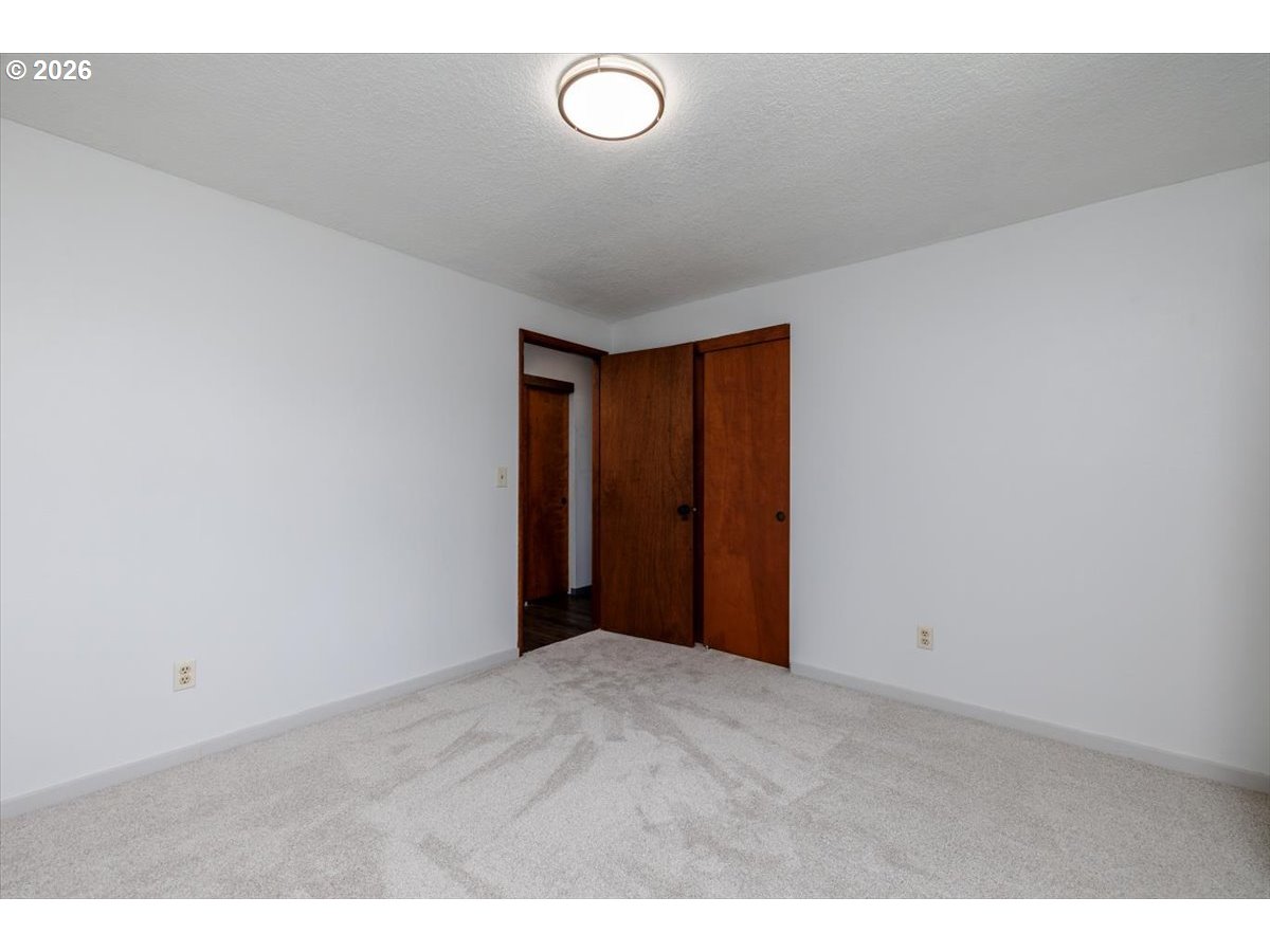 16910 Se Laugardia Way Property Photo 27