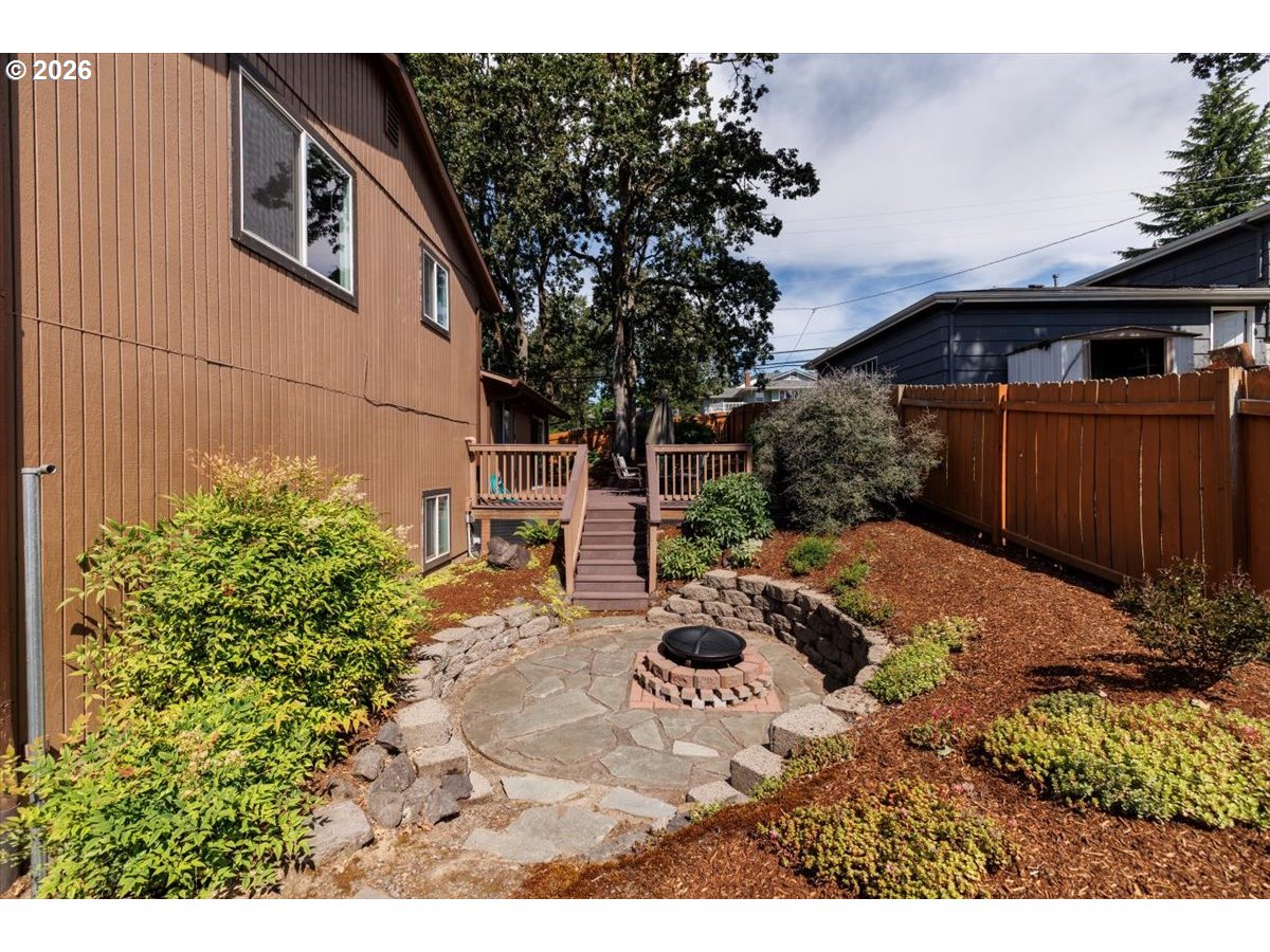 16910 Se Laugardia Way Property Photo 36