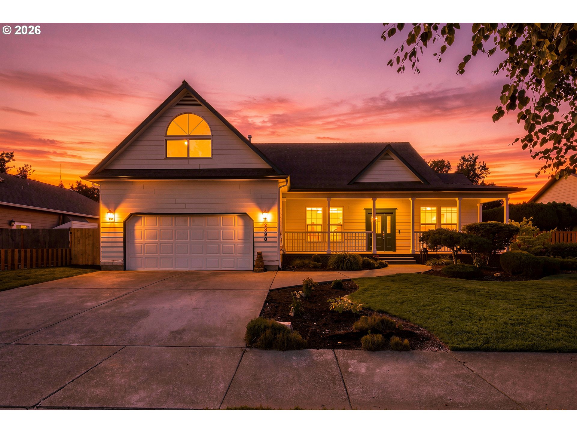 2380 NW SHADDEN DR