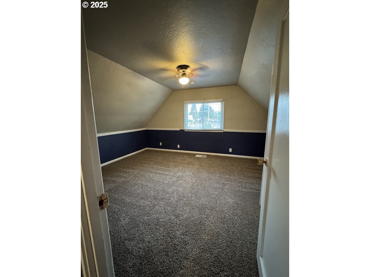 2639 7th St Property Photo 13