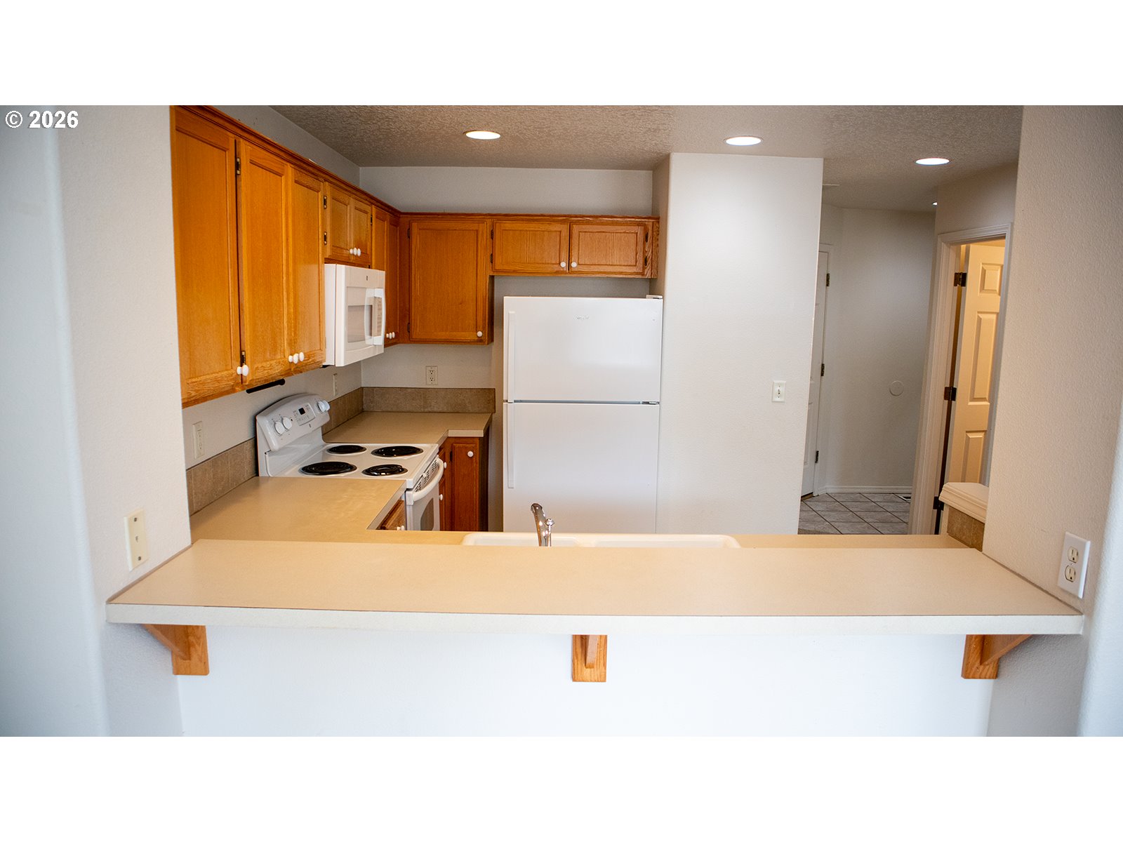 41733 Nw Bellingham Ct Property Photo 3