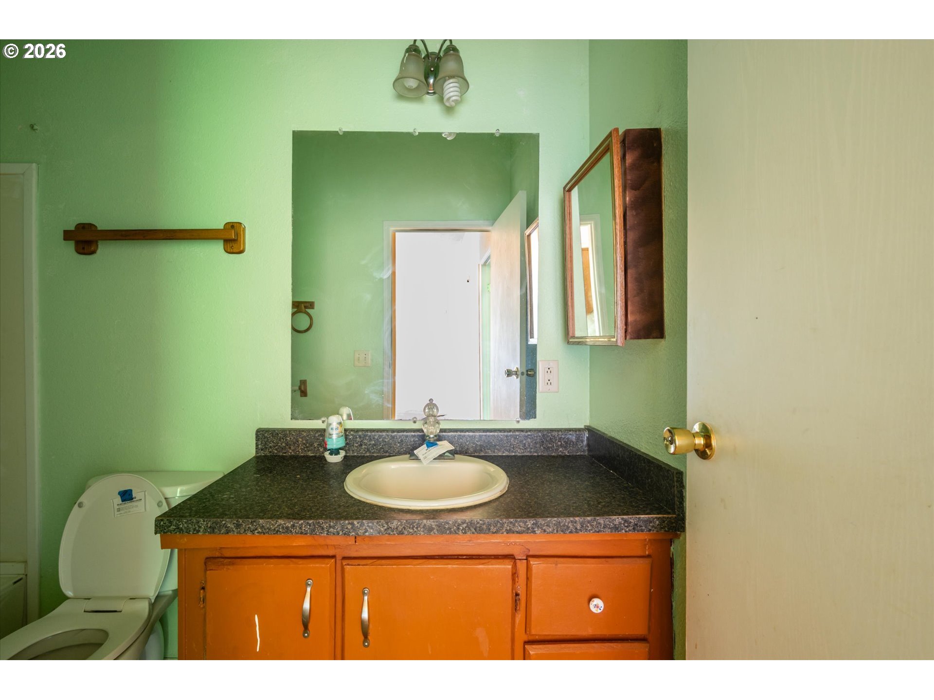 1633 Maple St Property Photo 16