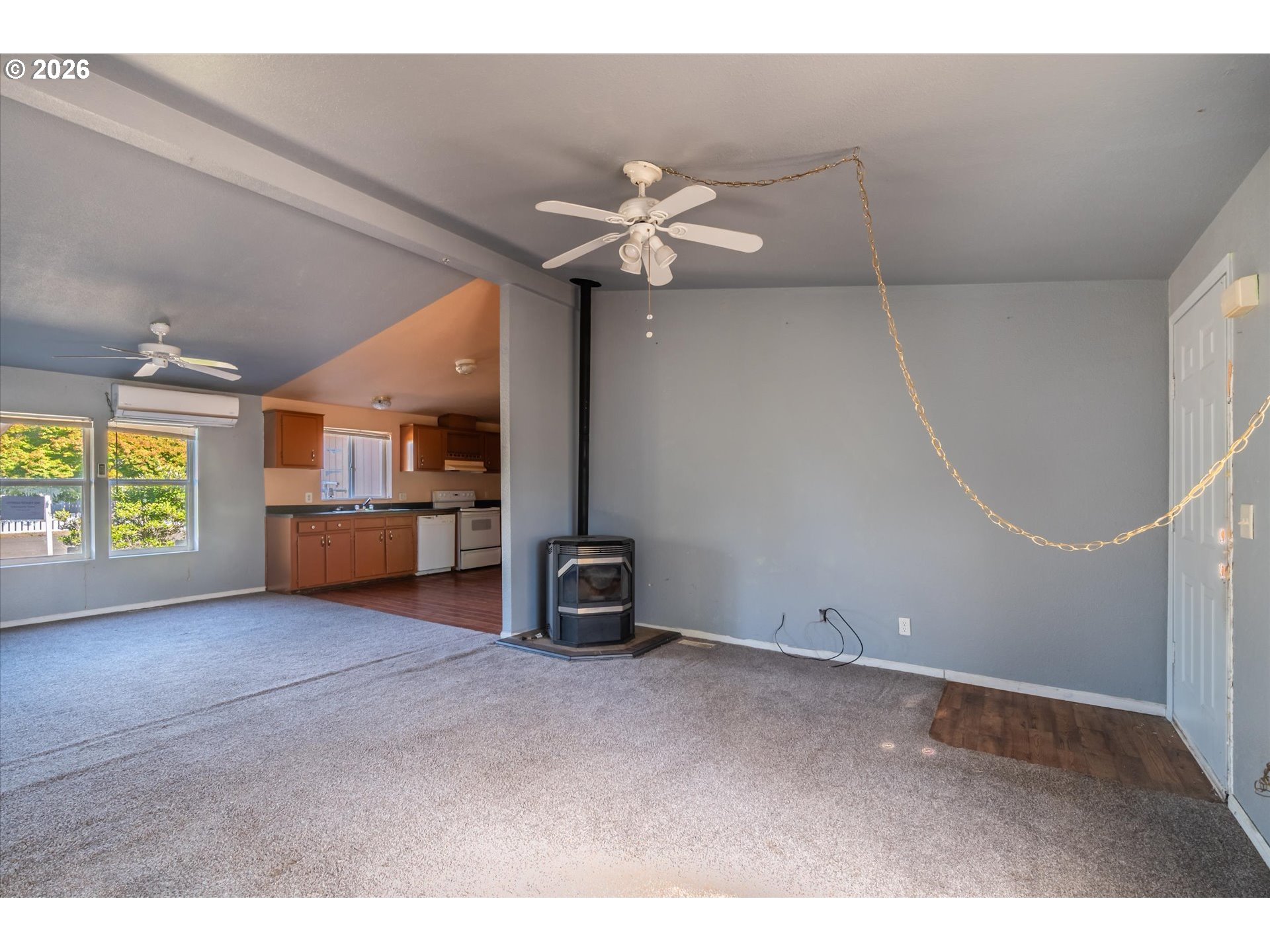 1633 Maple St Property Photo 19