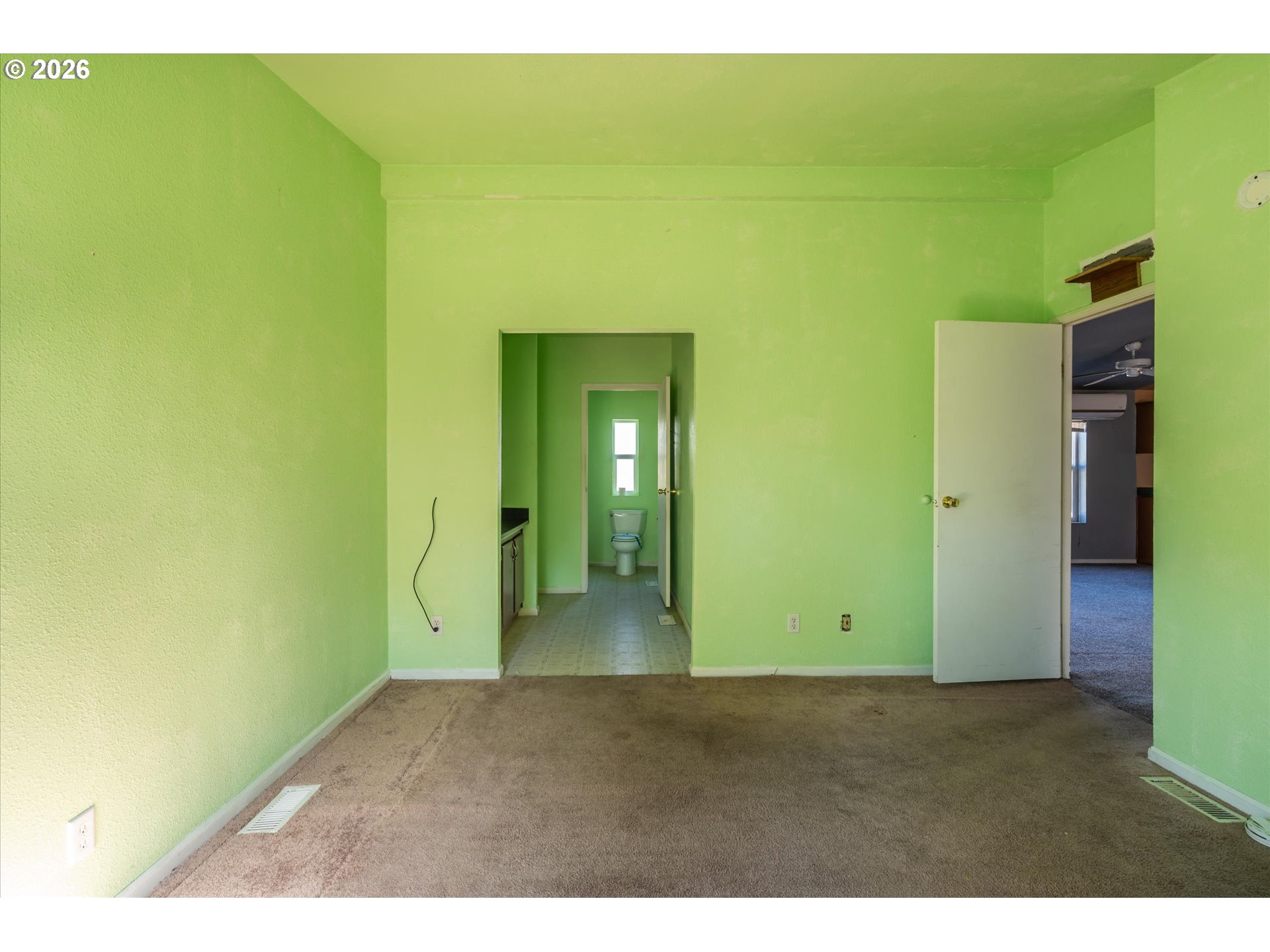 1633 Maple St Property Photo 27