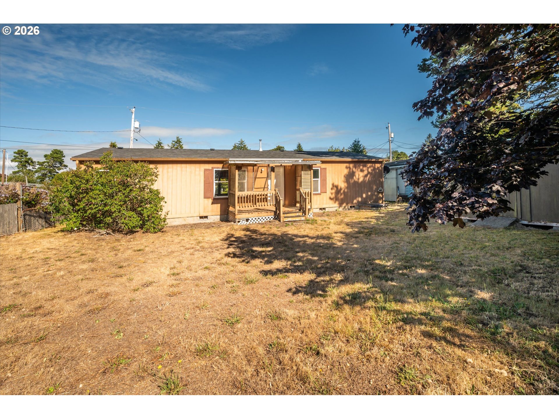 1633 Maple St Property Photo 31