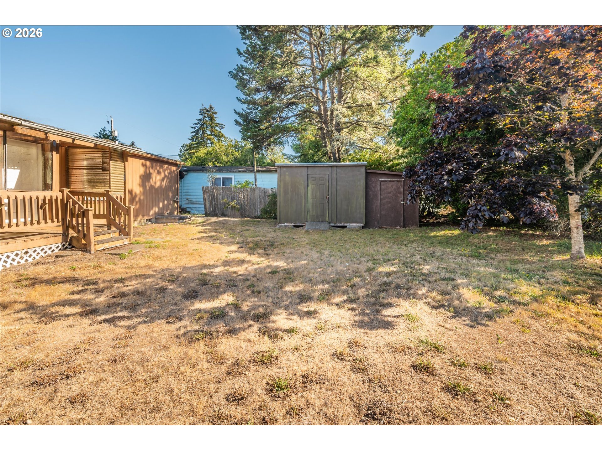 1633 Maple St Property Photo 33