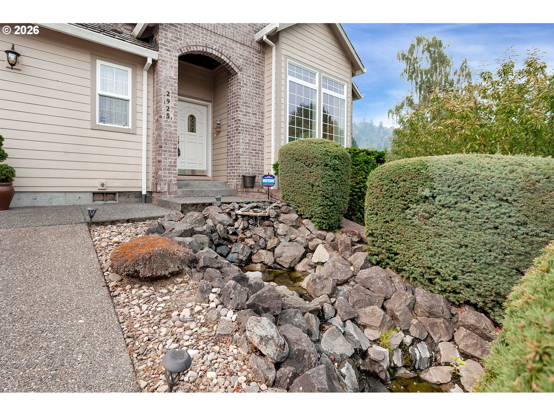 2925 Se Cleveland Dr Property Photo 2