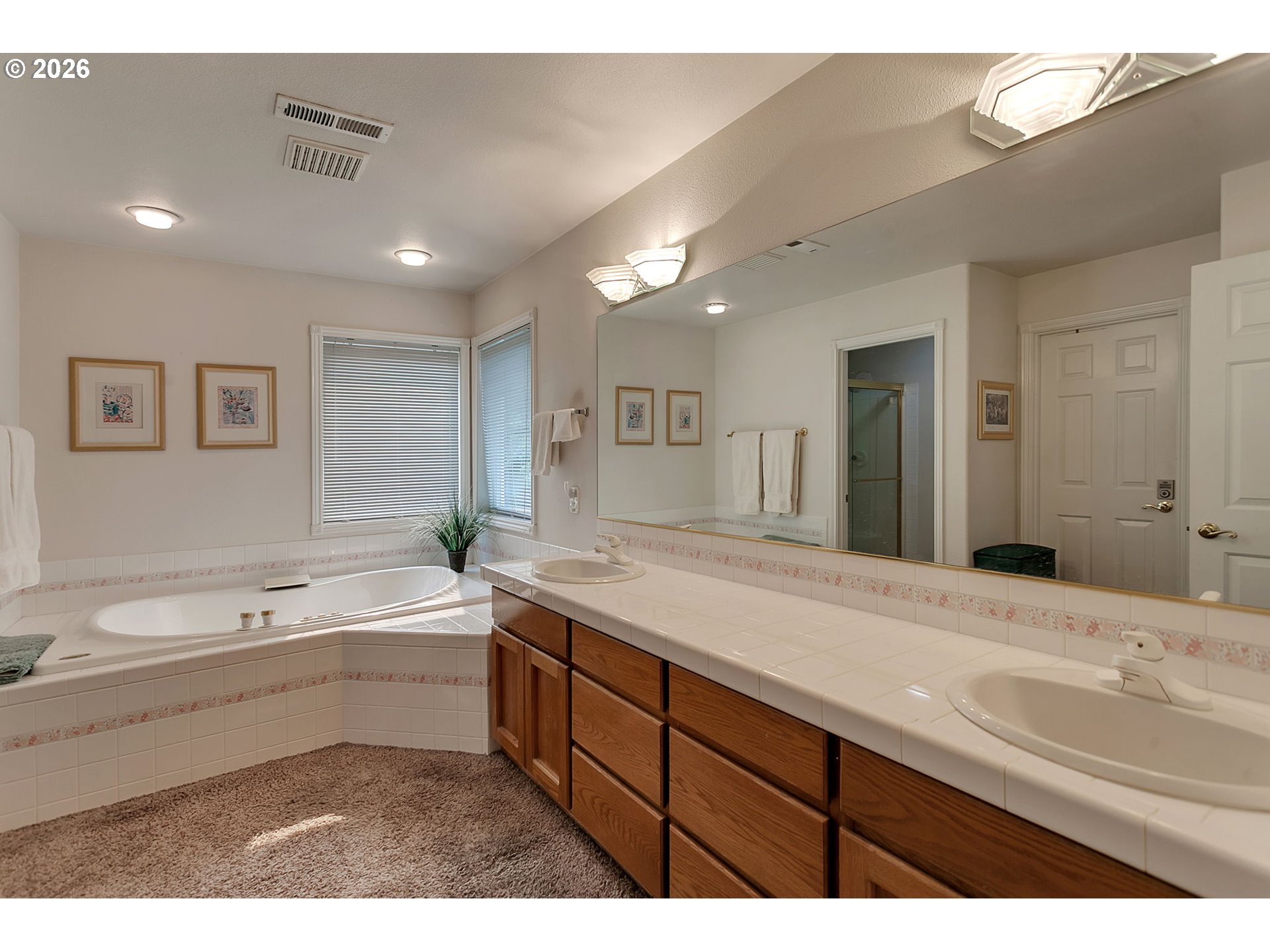 2925 Se Cleveland Dr Property Photo 22