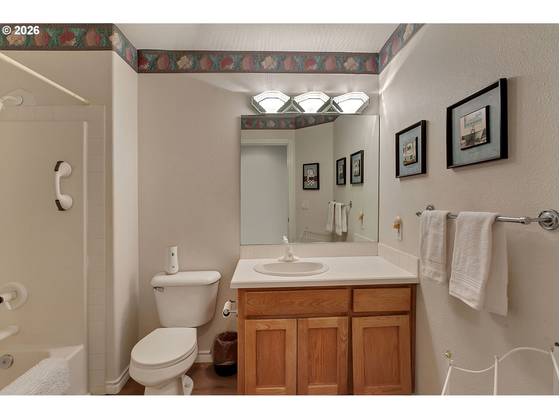 2925 Se Cleveland Dr Property Photo 27