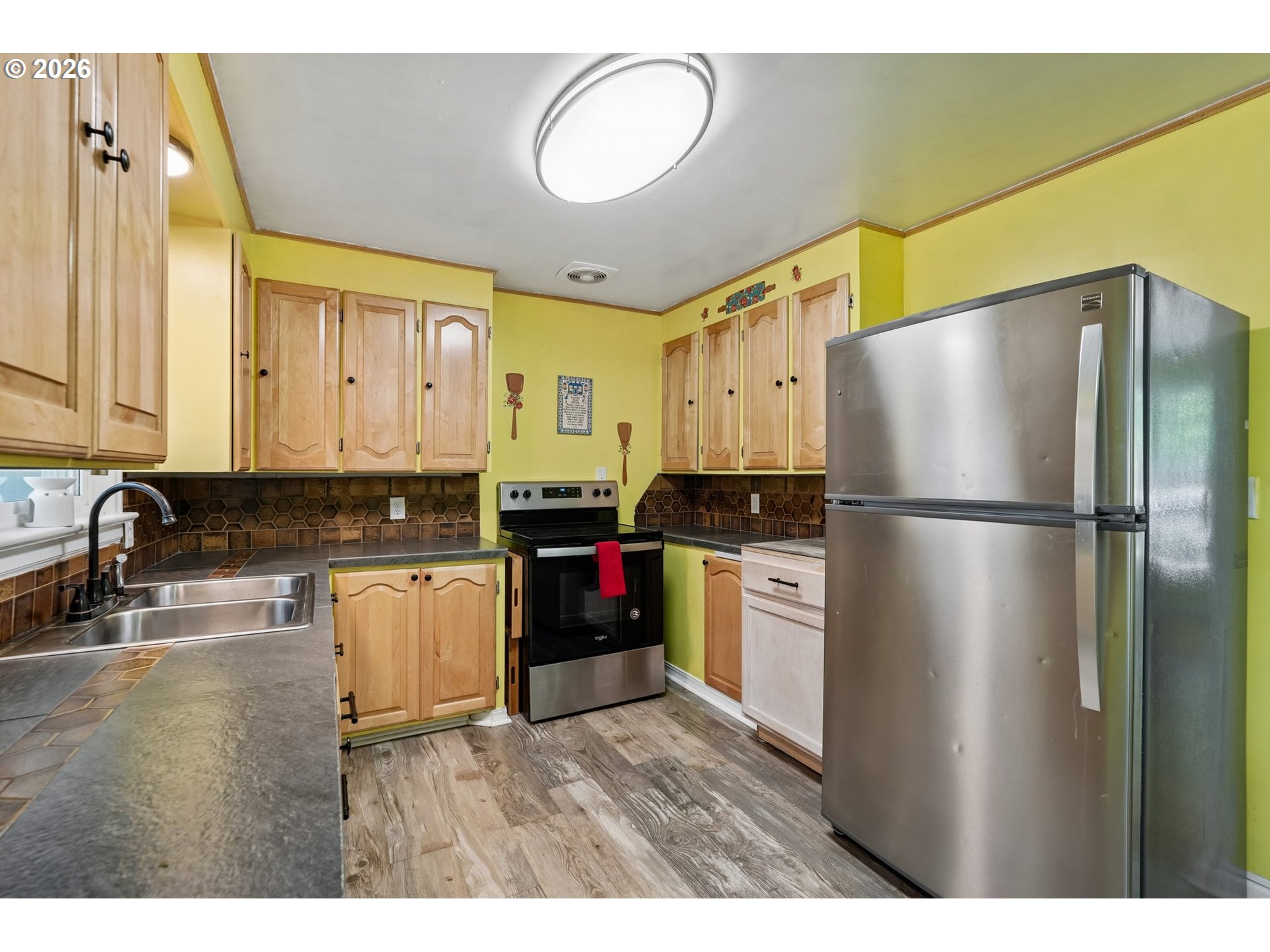 1915 23rd St Ne Property Photo 11