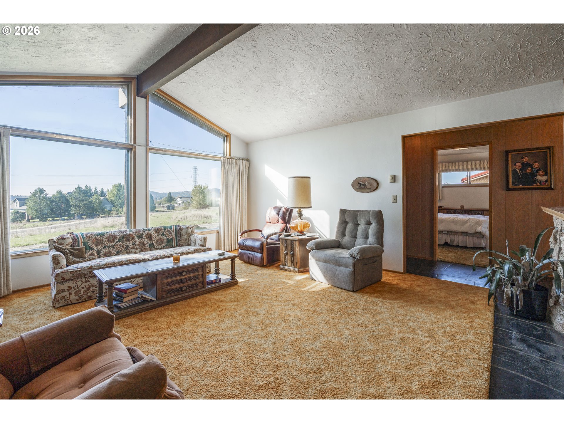 22000 Ne Ranor Loop Property Photo 5