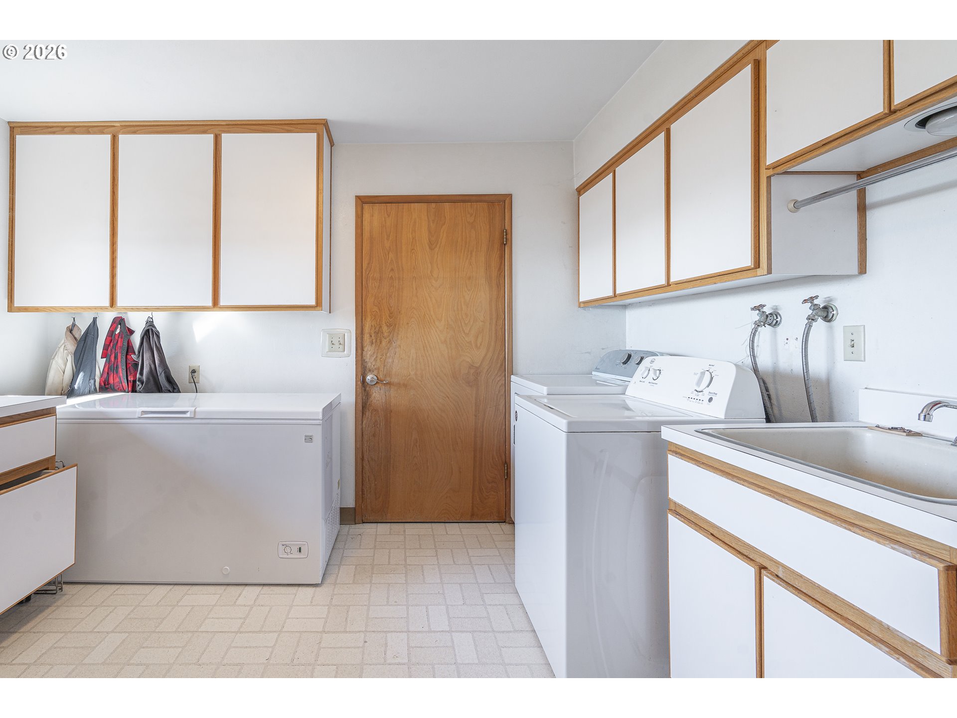 22000 Ne Ranor Loop Property Photo 17