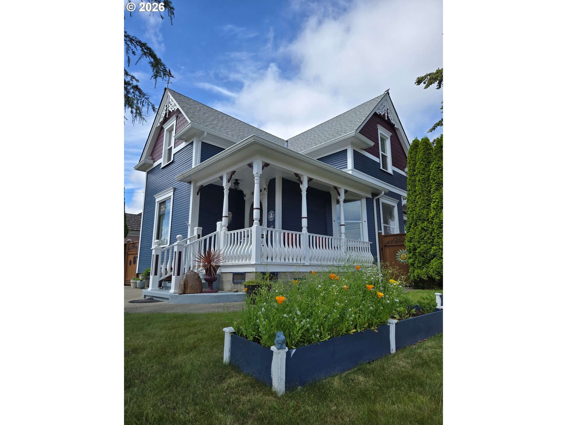 2206 Marion St Property Photo 4