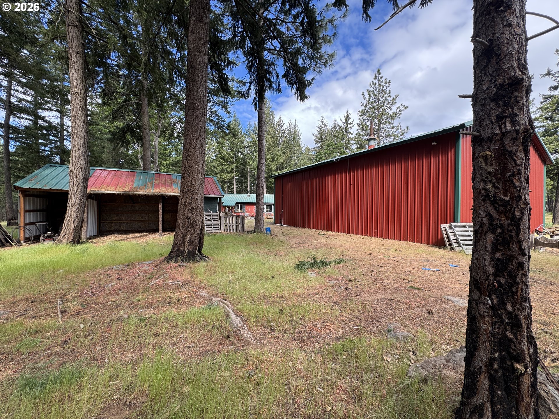 562 England Rd Property Photo 3