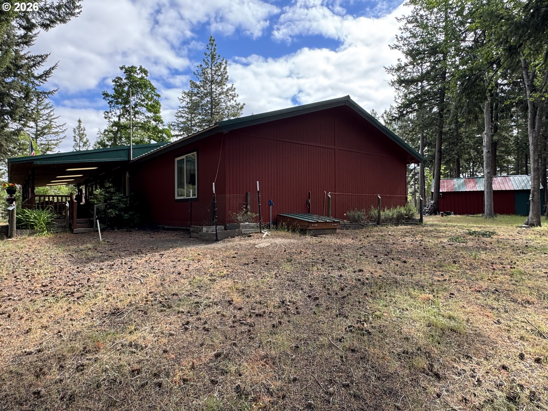 562 England Rd Property Photo 6