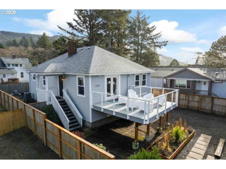 17855 Ocean Blvd Property Photo 1