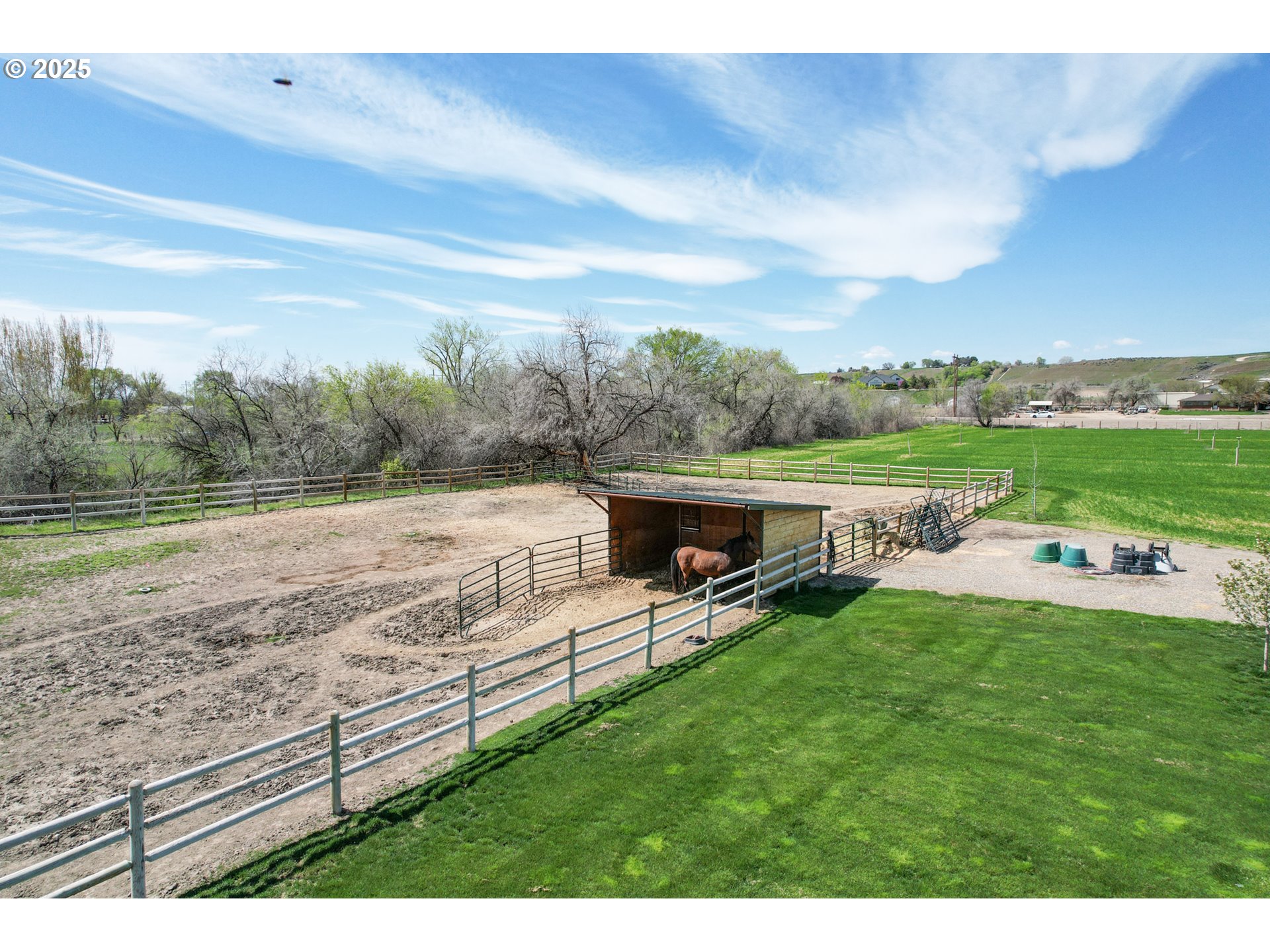 4460 Highway 201 Property Photo 7